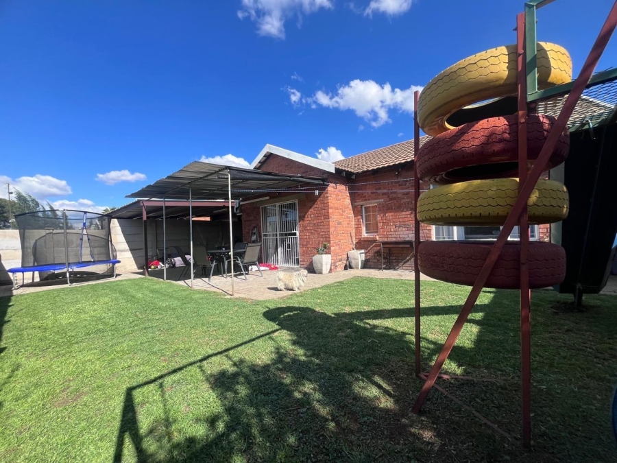 2 Bedroom Property for Sale in Noordhoek Free State